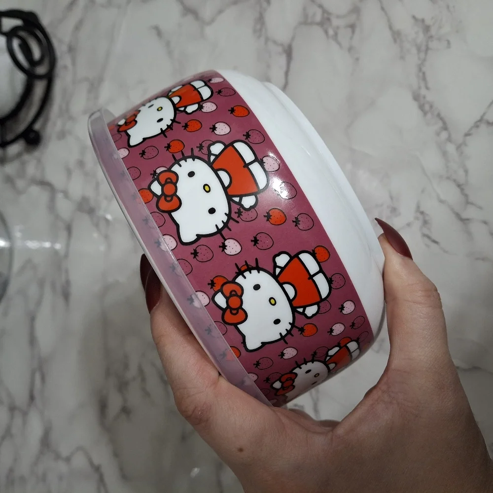 Hello Kitty Food Storage Bowl